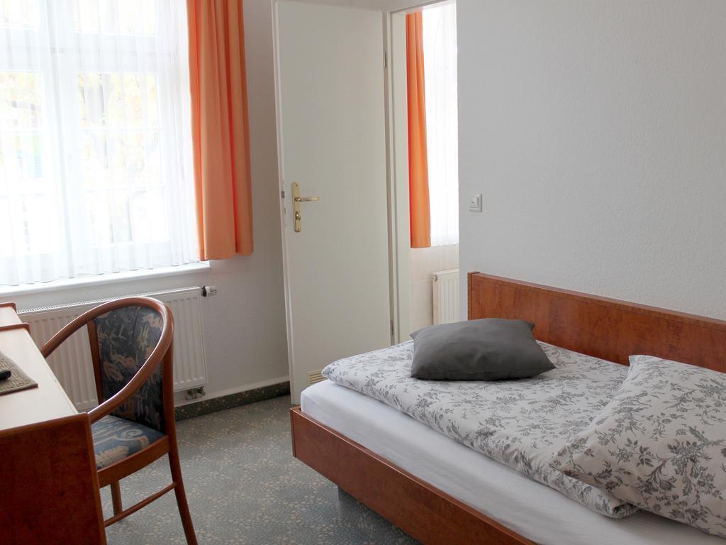 Parkhotel & Kurcafe Bad Sassendorf Rum bild