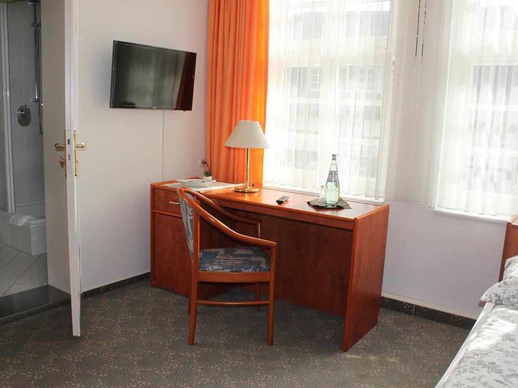 Parkhotel & Kurcafe Bad Sassendorf Exteriör bild